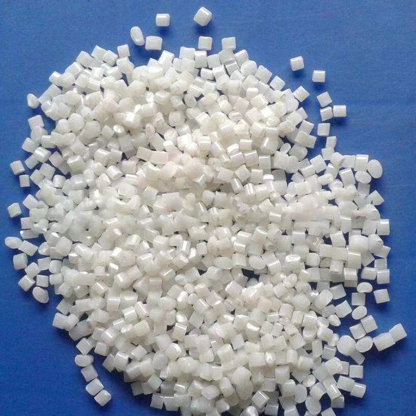 El aumento repentino de los precios de las materias primas de ABS afecta a la industria de los tubos centrales: desafíos duales de presión de costos y modernización industrial